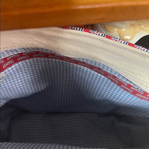 Vineyard Vines Canvas Tote Custom Collection - Picture 2 of 8